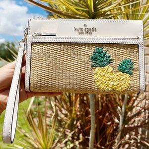 Kate Spade Wristlet